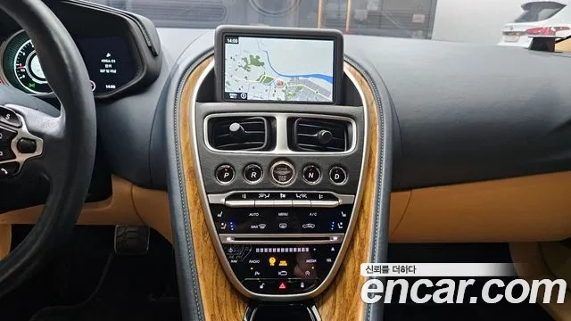 Aston Martin DB11 id 2932411 из Кореи 9