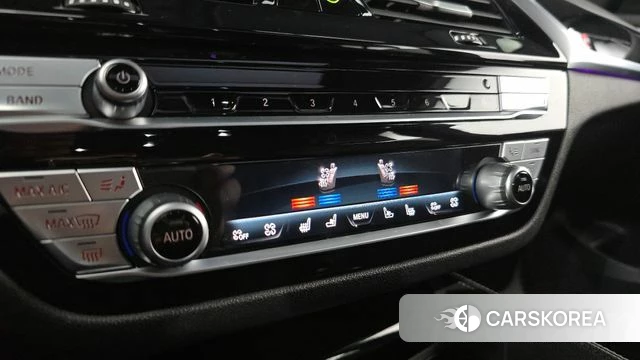 BMW 6 Series GT (G32) id 4918015 из Кореи 9