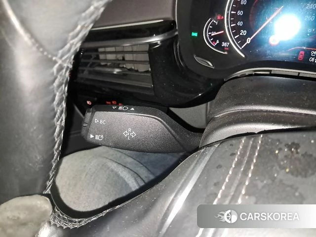 BMW 5 Series (G30) id 3921011 из Кореи 9