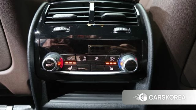 BMW 5 Series (G30) id 3922724 из Кореи 9