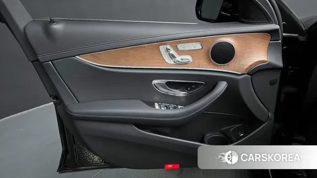 Mercedes-Benz E-Class W213 id 3377676 из Кореи 9