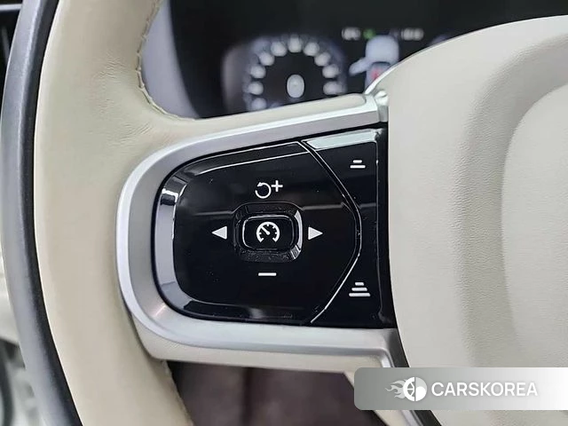 Volvo XC60 second Generation id 4429441 из Кореи 9