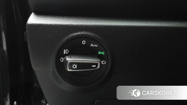 Volkswagen T-Roc id 4593773 из Кореи 9