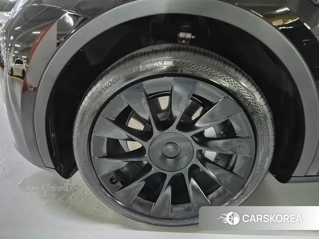 Tesla Model Y id 3757002 из Кореи 9