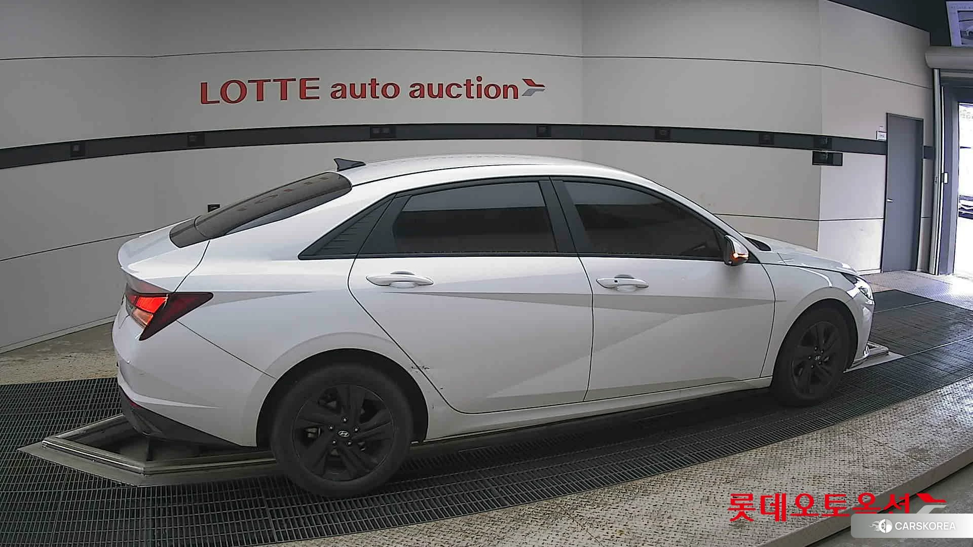 Hyundai Avante id 4289483 из Кореи 9