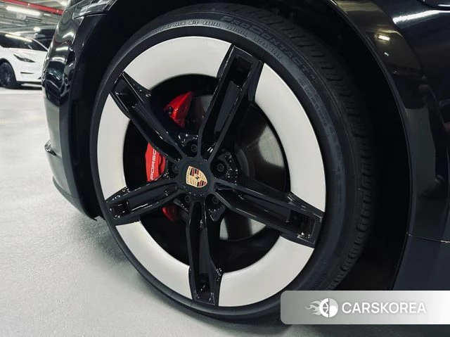 Porsche Taycan id 4511125 из Кореи 9