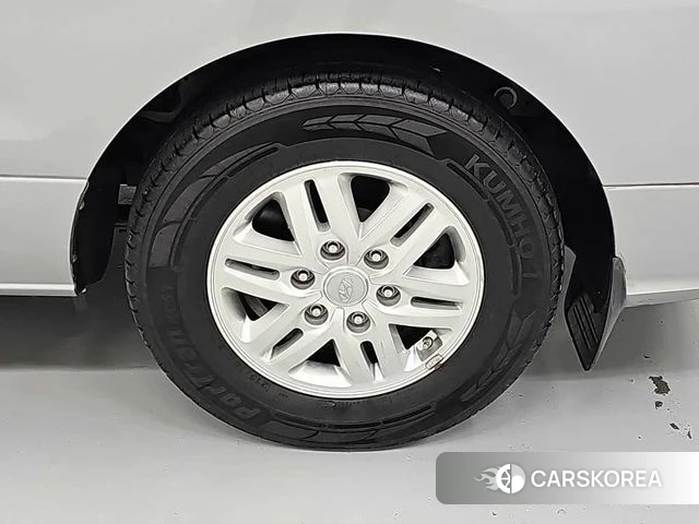 Hyundai The New Grand Starex id 4689057 из Кореи 9