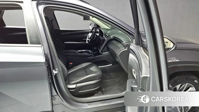 Hyundai Tucson (NX4) id 4442981 из Кореи 9