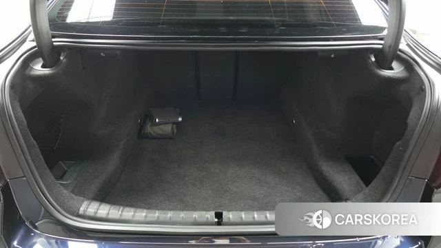 BMW 5 Series (G30) id 4618656 из Кореи 9