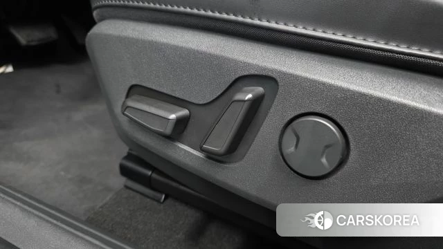 Kia Di Ol Nu Niro id 3851031 из Кореи 9