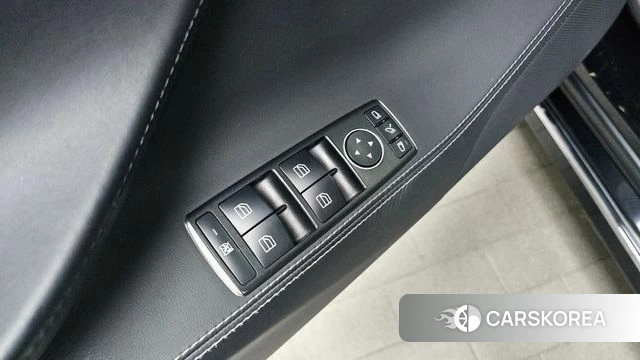 Tesla Model S id 4551624 из Кореи 9