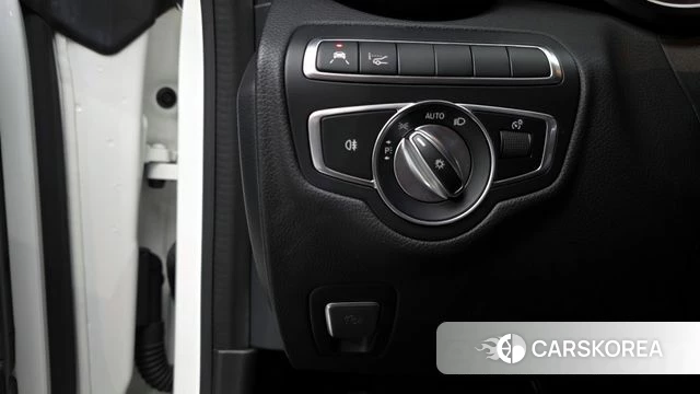 Mercedes-Benz C-Class W205 id 3807679 из Кореи 9