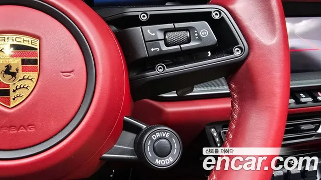 Porsche 911(992) id 2678737 из Кореи 9