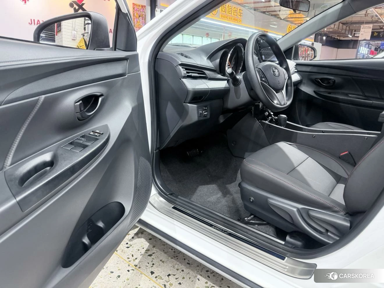 Toyota Yaris L id 4514835 из Китая 9