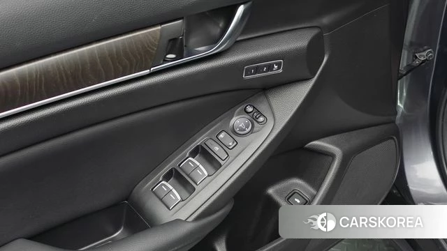 Honda Accord 10th Generation id 4580453 из Кореи 9