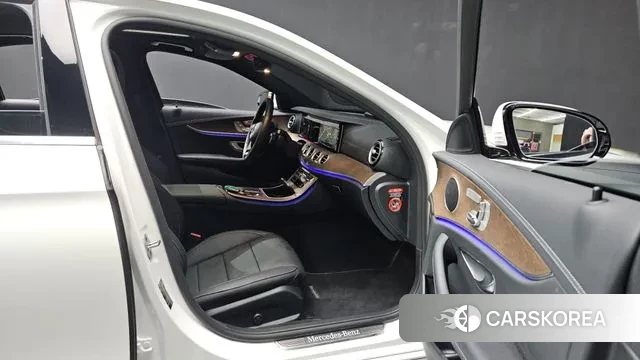 Mercedes-Benz E-Class W213 id 3654650 из Кореи 9