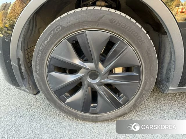 Tesla Model Y id 4209411 из Китая 9