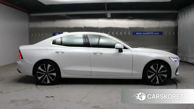 Volvo S60 3rd generation id 3595701 из Кореи 9