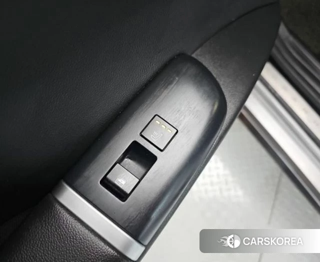 Hyundai Grandeur (GN7) id 4186067 из Кореи 9