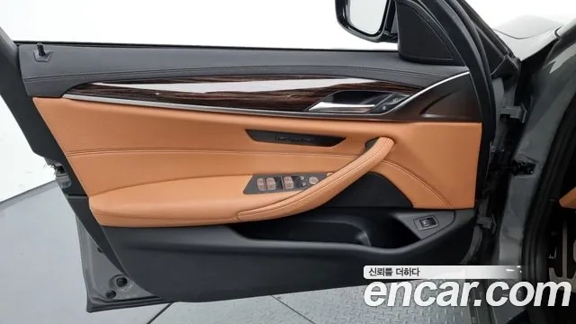 BMW 5 Series (G30) id 2944309 из Кореи 9