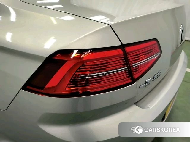 Volkswagen Magotan id 4238077 из Китая 9
