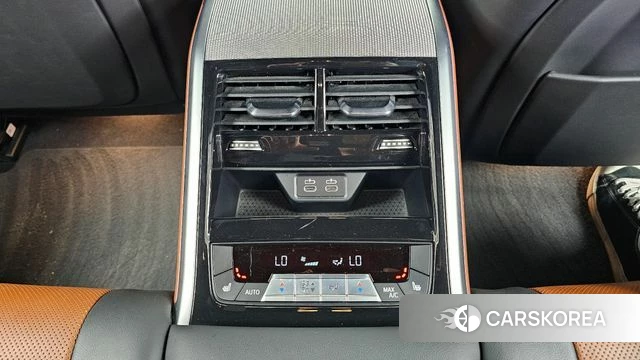 BMW 8 Series (G15) id 3885366 из Кореи 9