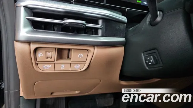 Hyundai Grandeur Hybrid (GN7) id 2425250 из Кореи 9