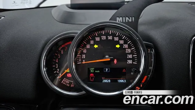 Mini Cooper Countryman id 2579605 из Кореи 9