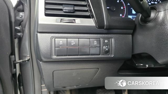 Ssangyong The New Rexton Sport id 4518323 из Кореи 9