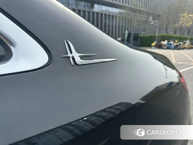 Mercedes-Benz E-class id 4257077 из Китая 9