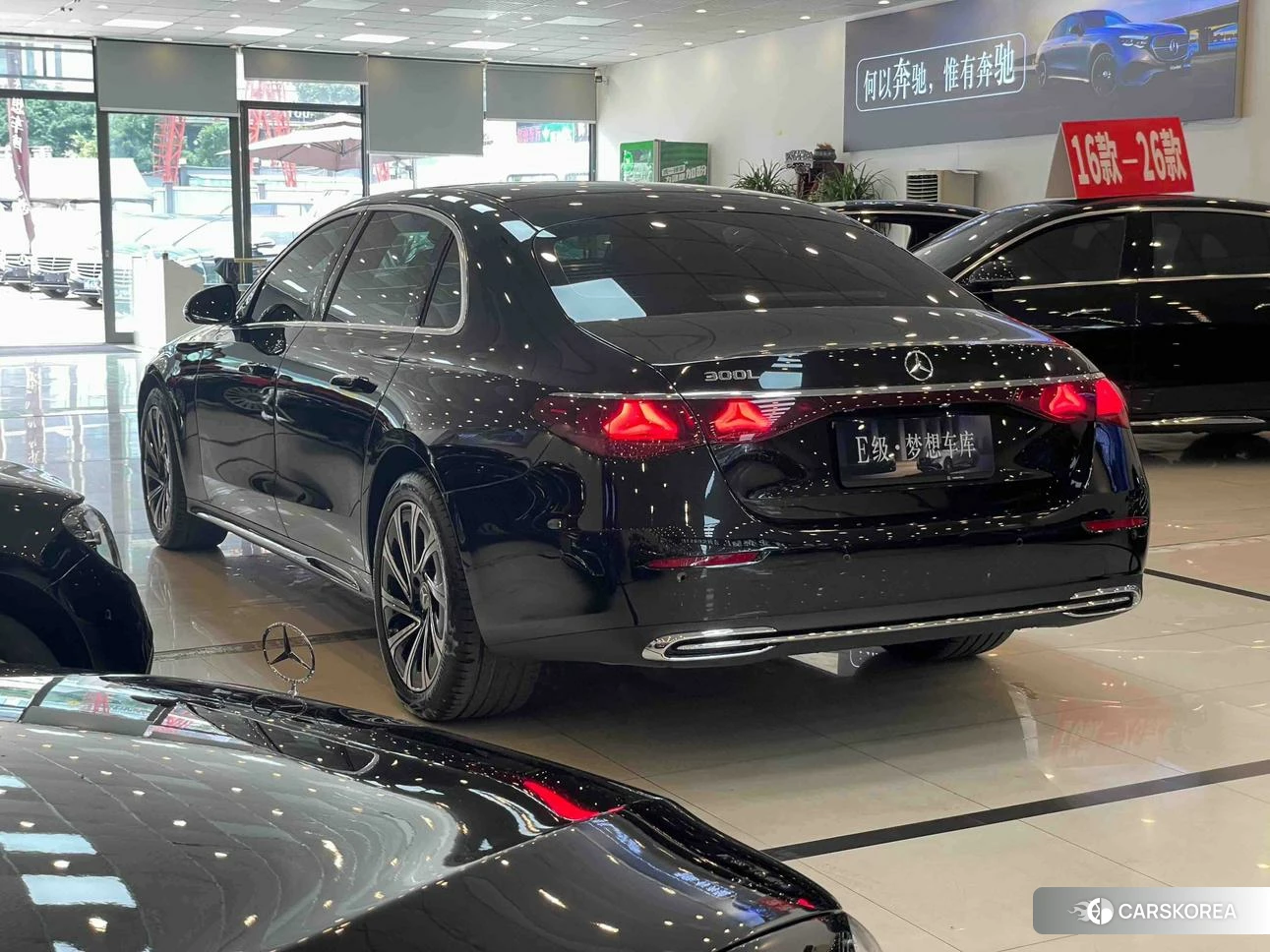 Mercedes-Benz E-class id 4487272 из Китая 9