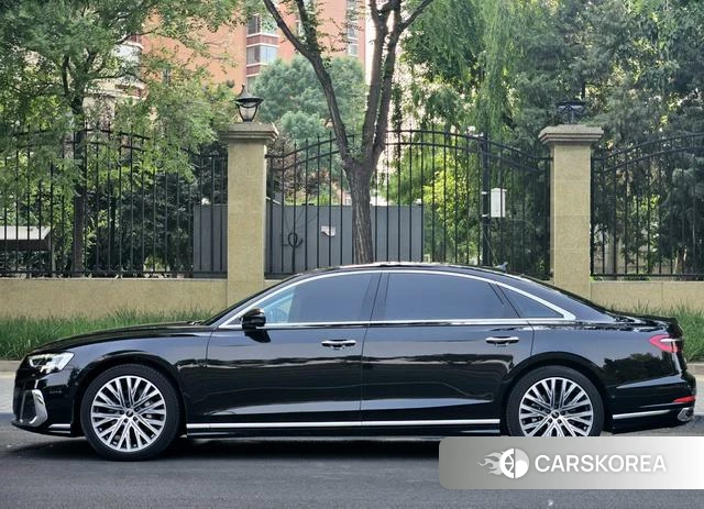 Audi A8 id 4313848 из Китая 9