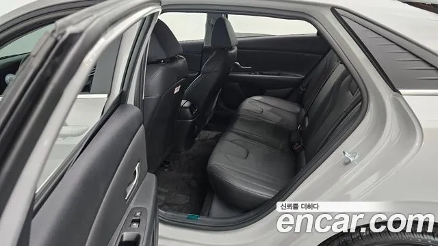 Hyundai Avante (CN7) id 2943797 из Кореи 9