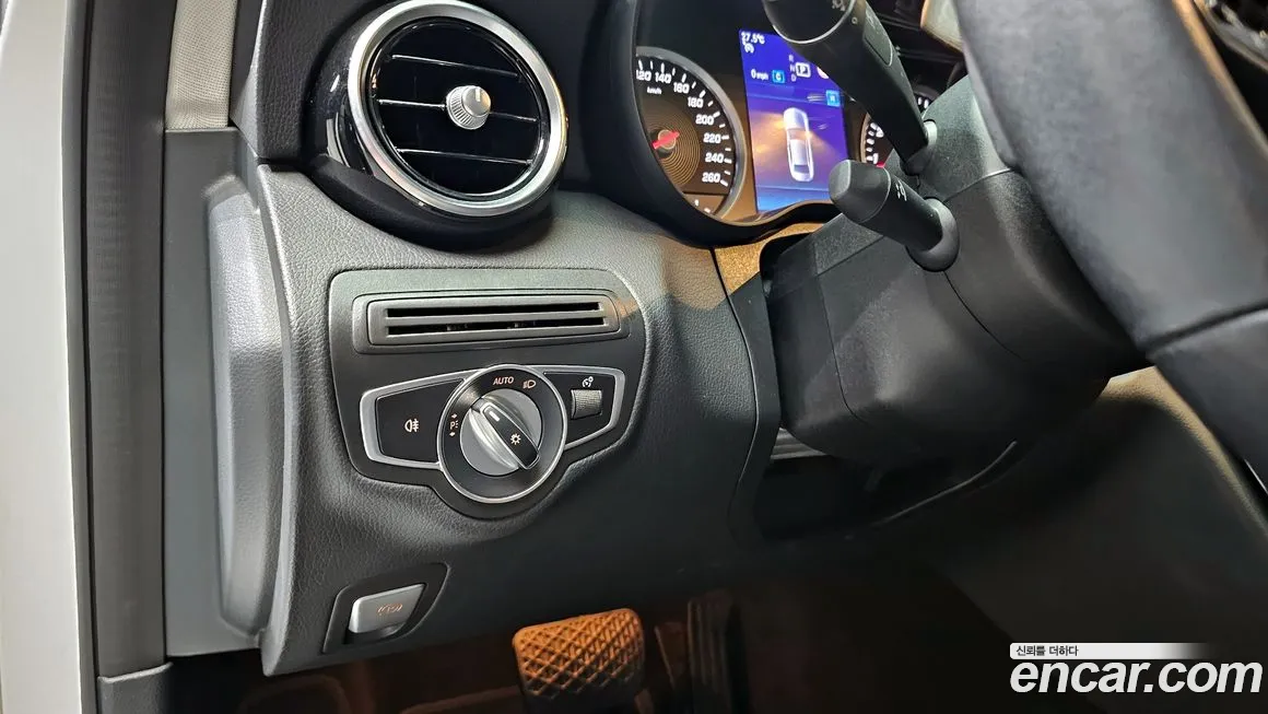 Mercedes-Benz C-Class W205 id 1870398 из Кореи 9