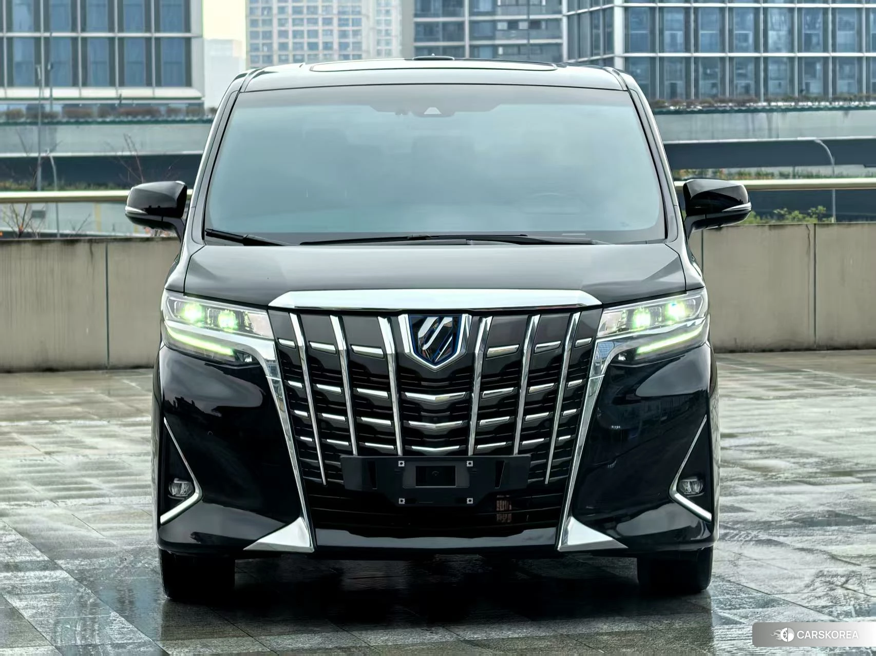 Toyota Alphard id 4467387 из Китая 9