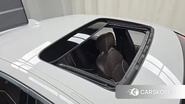 BMW 5 Series (G30) id 3408313 из Кореи 9