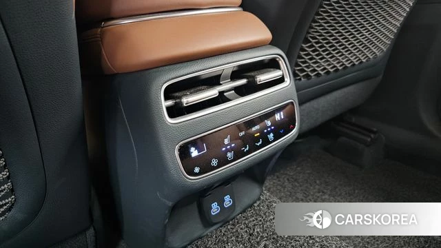 Genesis GV70 id 4354115 из Кореи 9