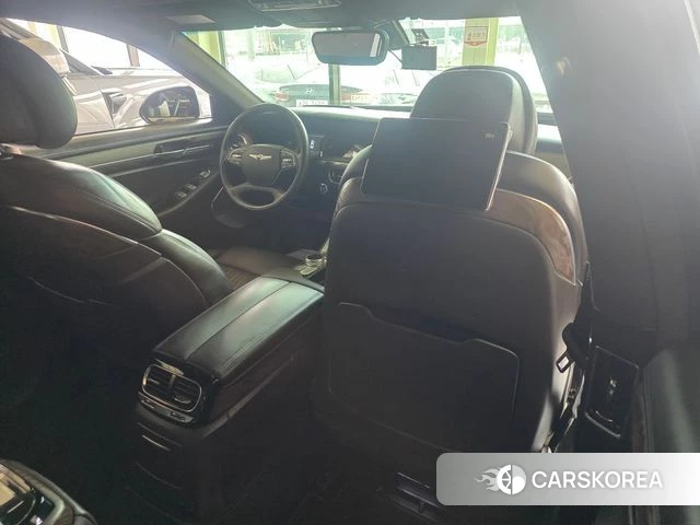 Genesis G90 id 3820635 из Кореи 9