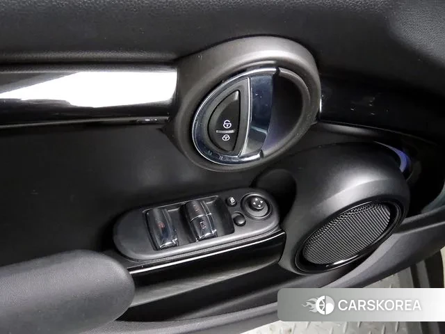 Mini Cooper Convertible id 3655196 из Кореи 9