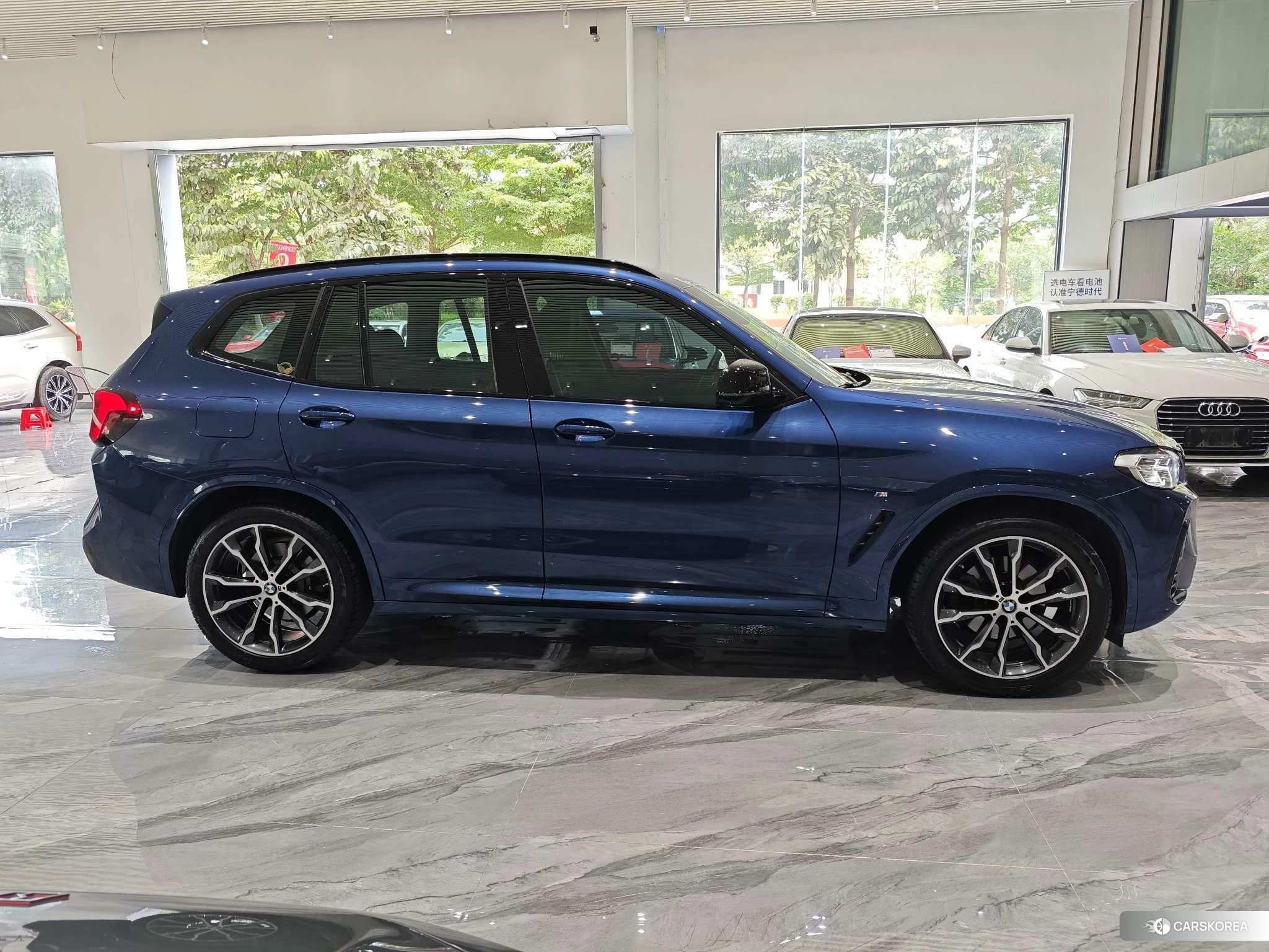 BMW X3 id 4405980 из Китая 9
