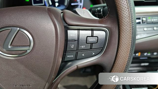 Lexus ES300h 7th generation id 3955546 из Кореи 9