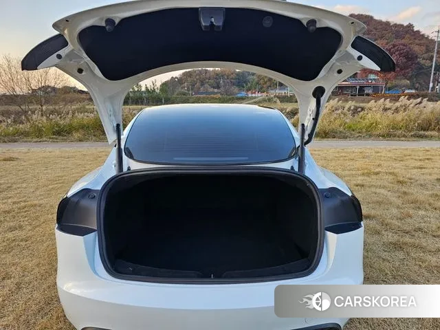 Tesla Model 3 id 3377174 из Кореи 9