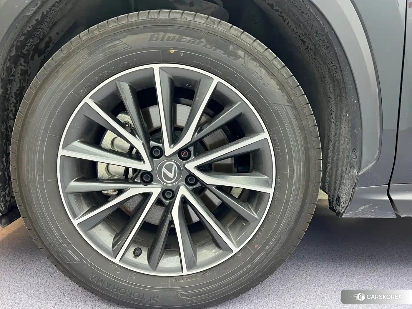 Lexus NX id 4546031 из Китая 9