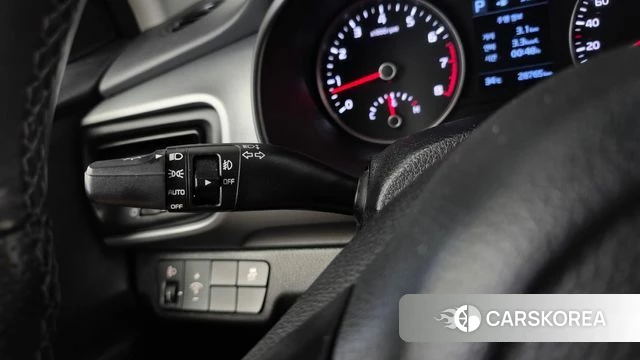 Kia Stonic id 4662414 из Кореи 9