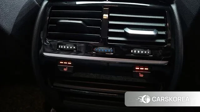 BMW 5 Series (G30) id 3380718 из Кореи 9