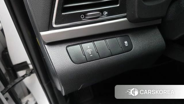 Hyundai Avante AD id 4900948 из Кореи 9