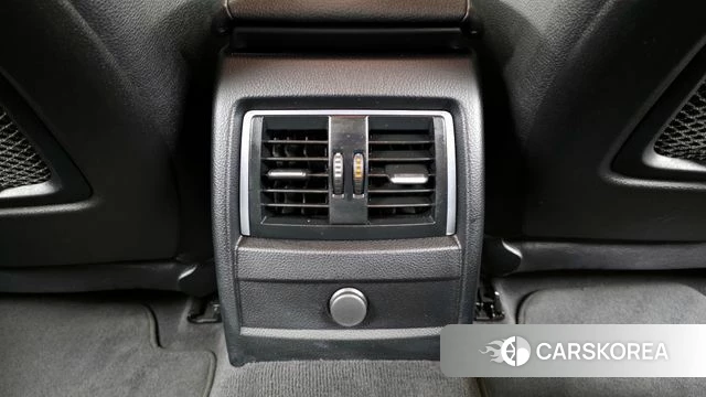 BMW 3 Series (F30) id 4225526 из Кореи 9