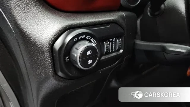 Jeep Wrangler (JL) id 2901876 из Кореи 9