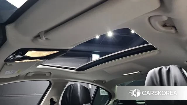 BMW 5 Series (G30) id 2985694 из Кореи 9