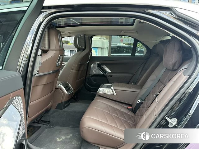 BMW 7 series id 4275698 из Китая 9